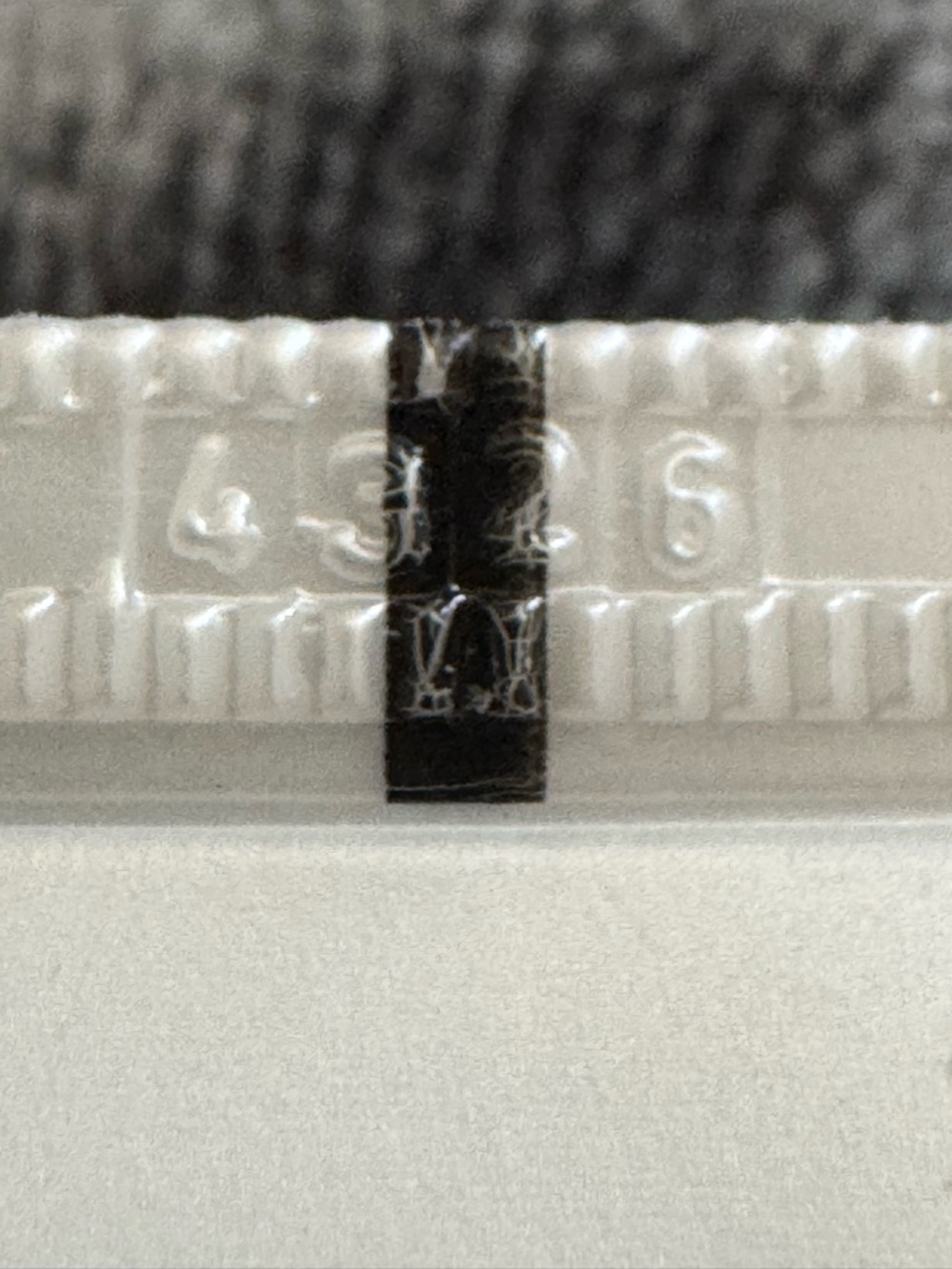 BUY NOW Laura Geller Spackle Hydrate Primer Sealed - Picture 6 of 6